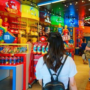 Meet your Posher, Crystal